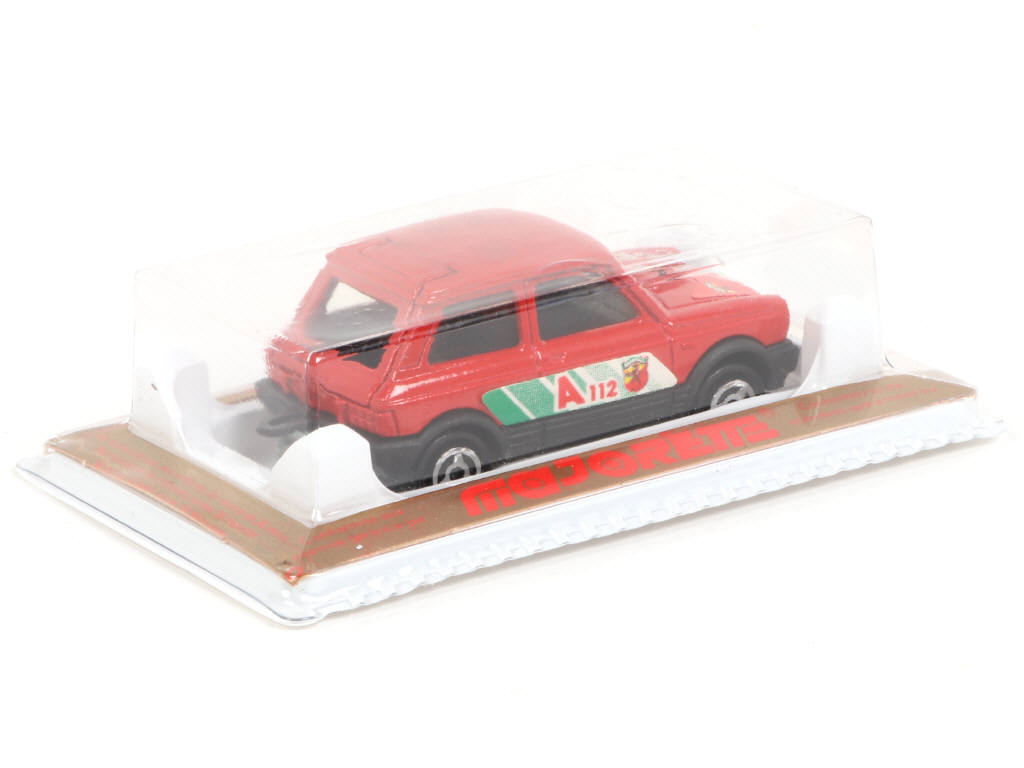 Lot 11 - MAJORETTE (FRANCE) (1)