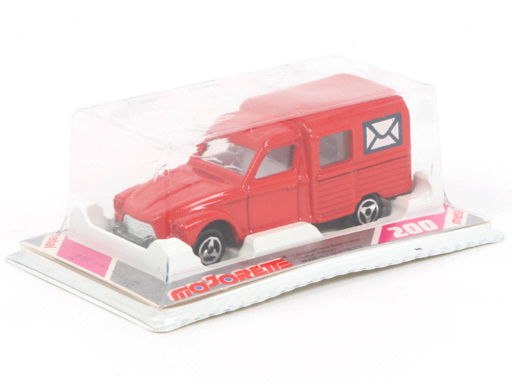 Lot 16 - MAJORETTE (FRANCE) (1)