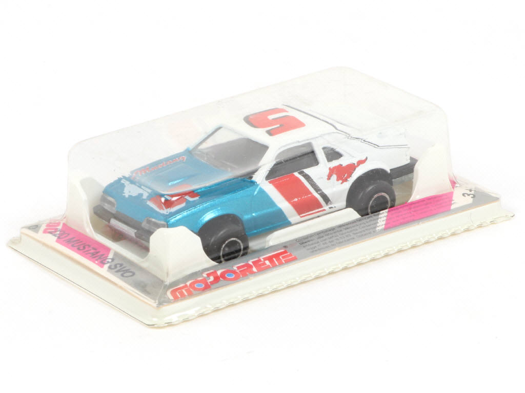 Lot 28 - MAJORETTE (FRANCE) (1)