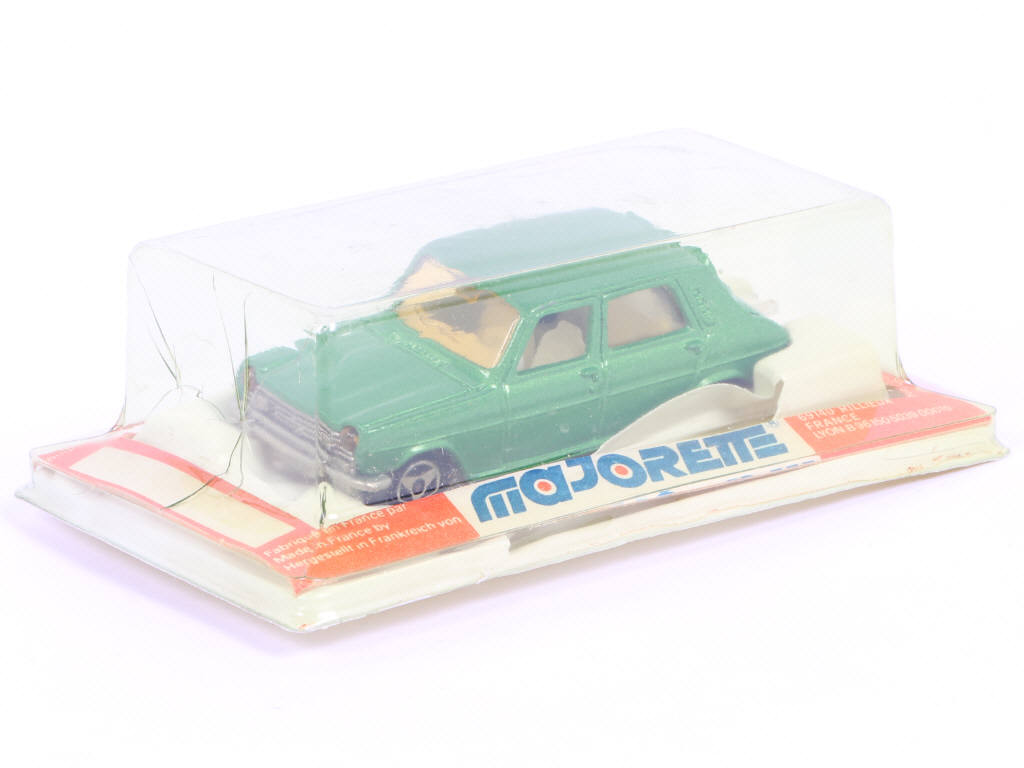 Lot 61 - MAJORETTE (FRANCE) (1)