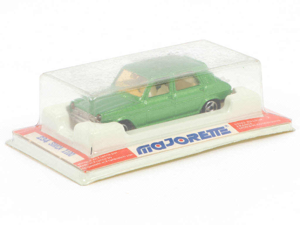 Lot 62 - MAJORETTE (FRANCE) (1)