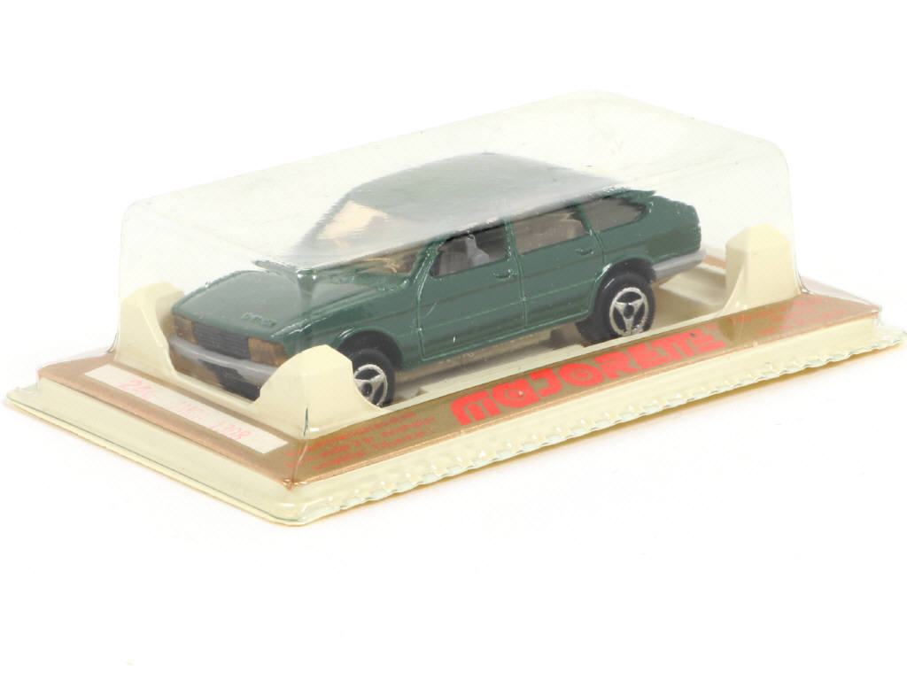 Lot 69 - MAJORETTE (FRANCE) (1)