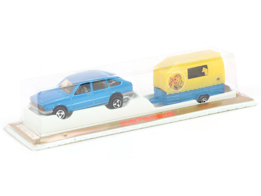 Lot 70 - MAJORETTE (FRANCE) (1)