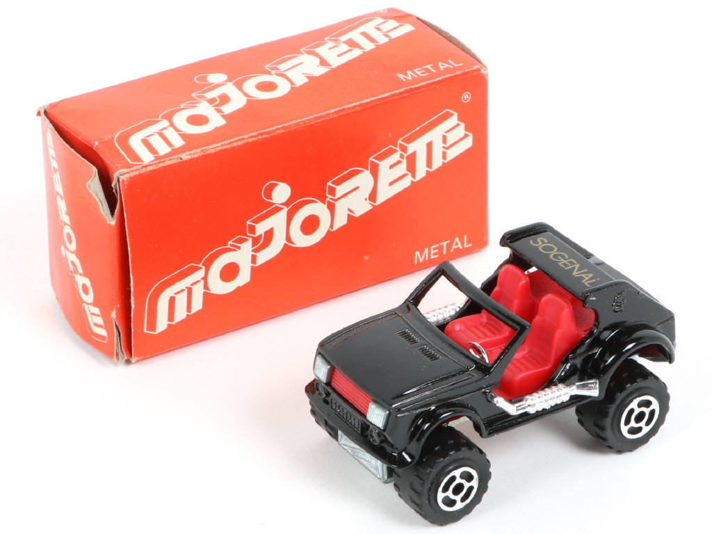 Lot 71 - MAJORETTE (FRANCE) (1)