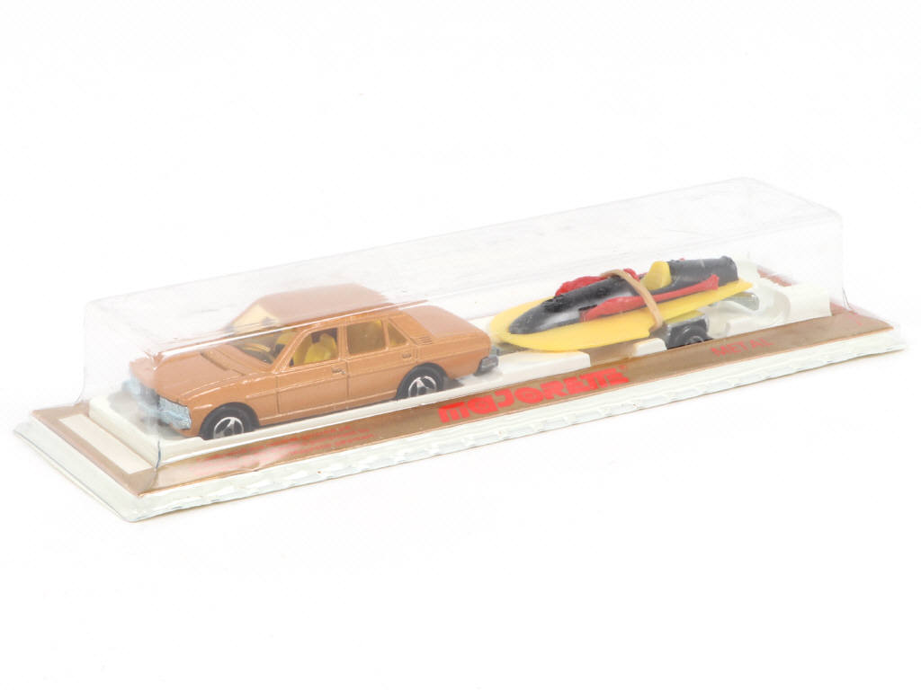 Lot 76 - MAJORETTE (FRANCE) (1)