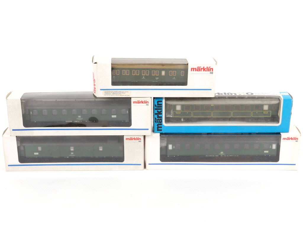 Lot 38 - MÄRKLIN 'HO' (ALLEMAGNE) (5)