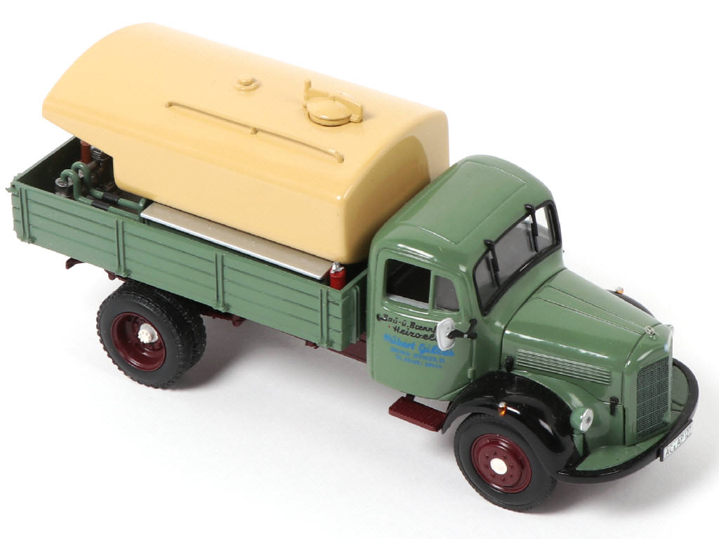 Lot 139 - MINICHAMPS (ALLEMAGNE) (2)