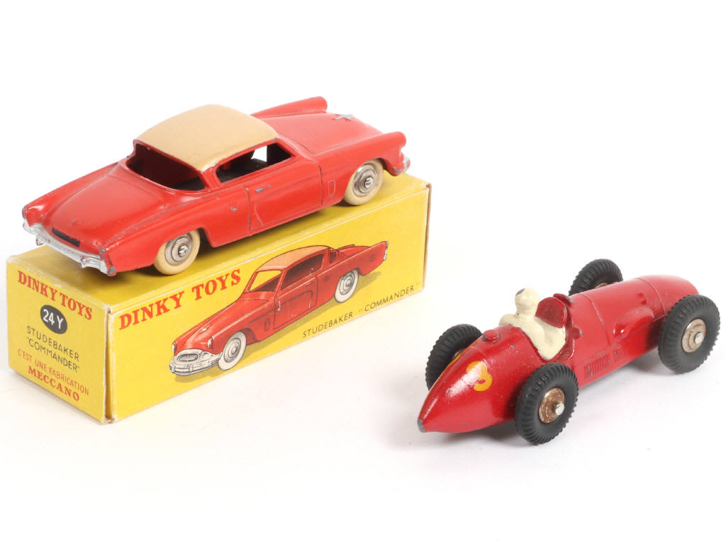 Lot 343 - DINKY TOYS (FRANCE) (2)