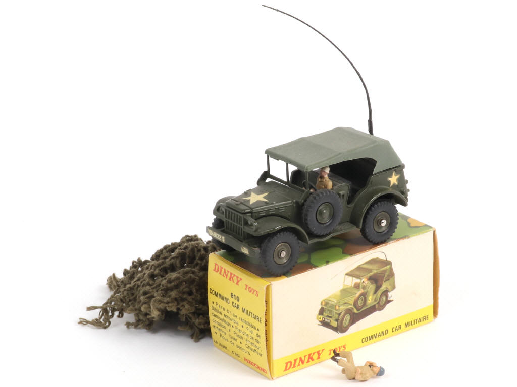 Lot 313 - DINKY TOYS (FRANCE) (1)