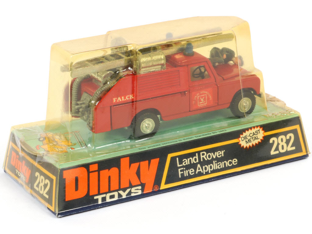 Lot 392 - DINKY TOYS (GB) (1)