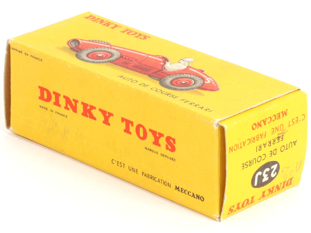 Lot 300 - DINKY TOYS (FRANCE) (1)