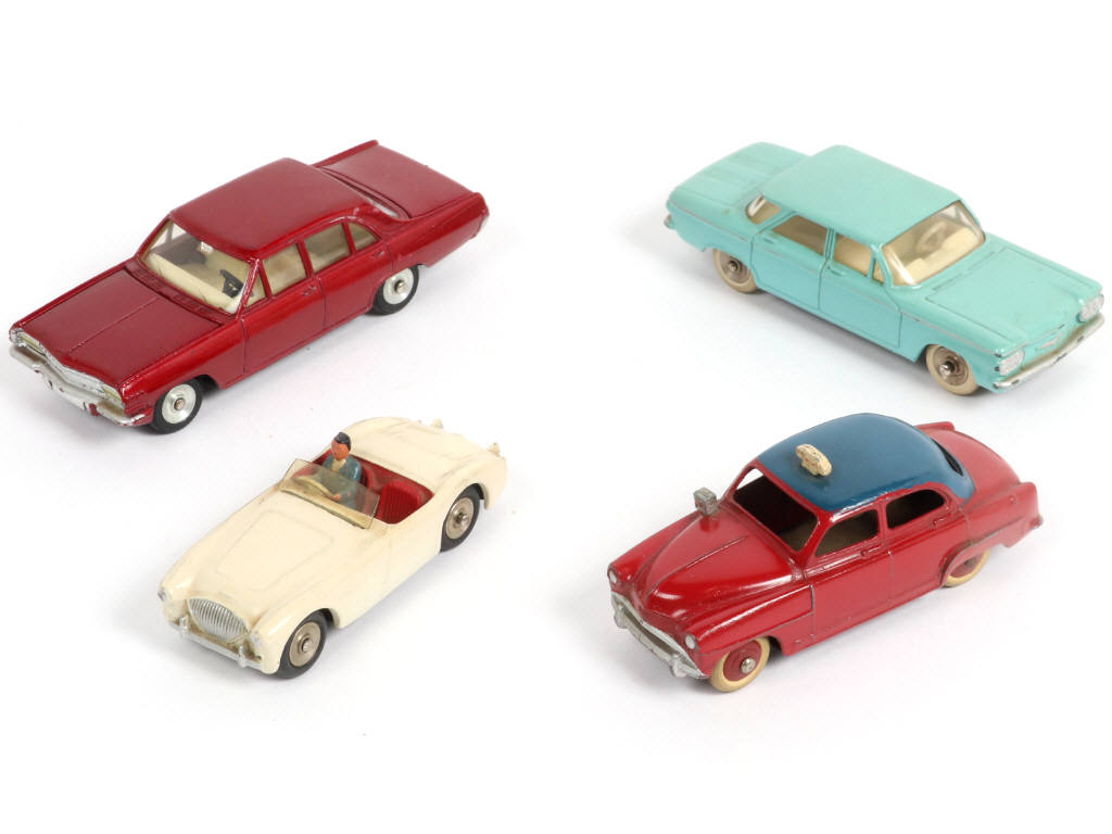 Lot 365 - DINKY TOYS (FRANCE) (4)