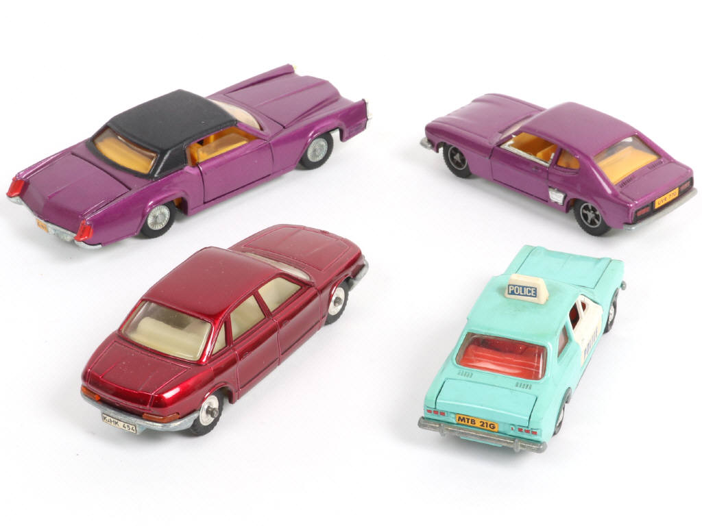 Lot 415 - DINKY TOYS (GB) (4)