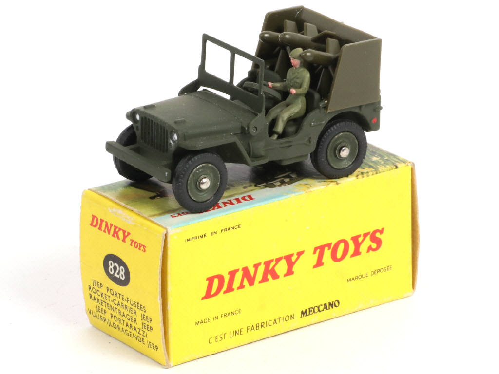 Lot 314 - DINKY TOYS (FRANCE) (1)