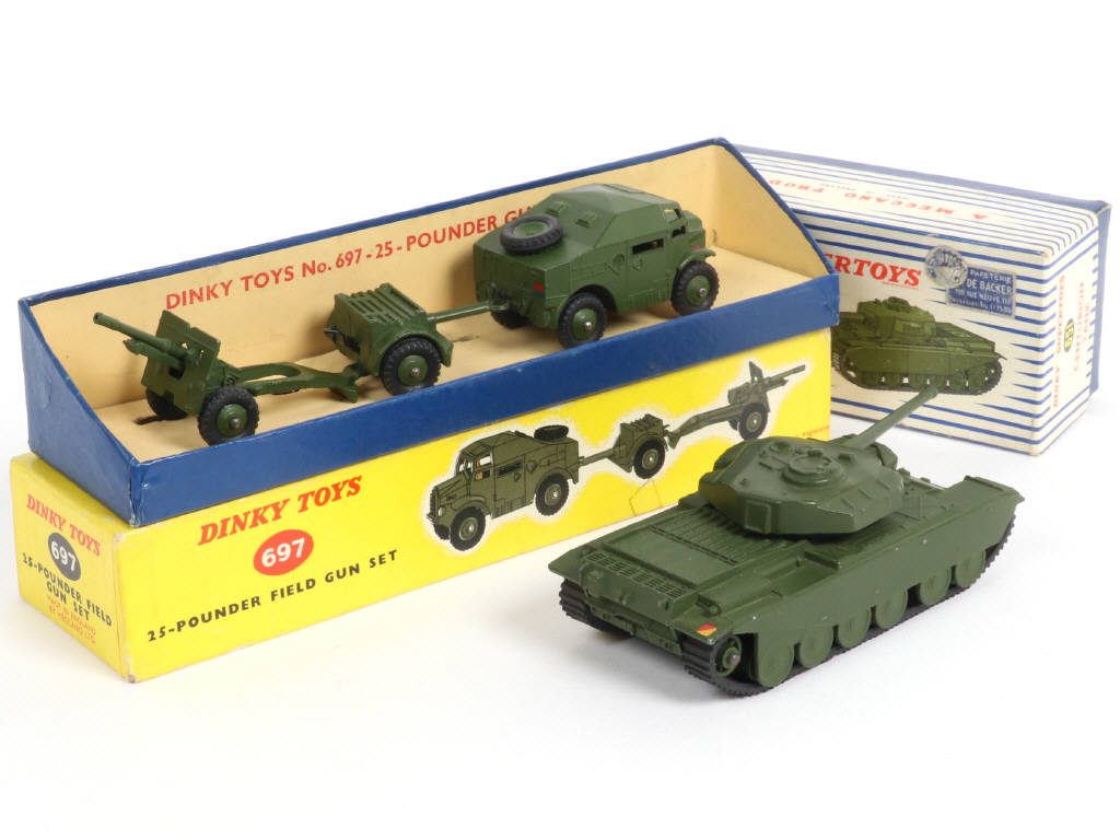 Lot 410 - DINKY TOYS (GB) (2)