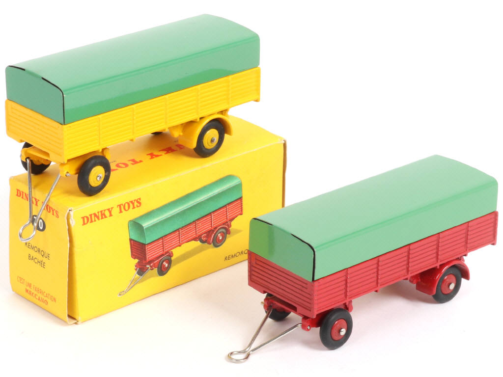 Lot 346 - DINKY TOYS (FRANCE) (2)