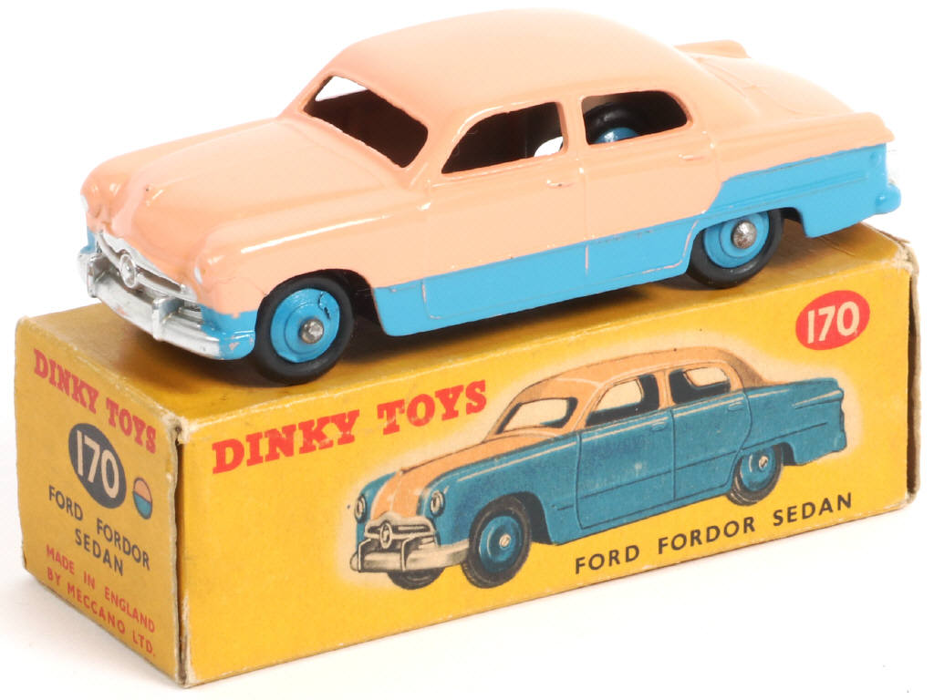 Lot 384 - DINKY TOYS (GB) (1)