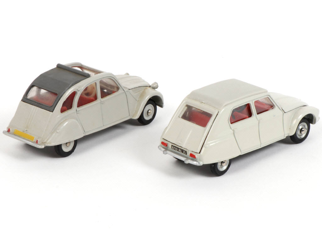 Lot 332 - DINKY TOYS (FRANCE) (2)