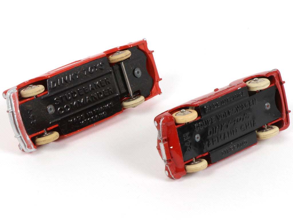 Lot 334 - DINKY TOYS (FRANCE) (2)