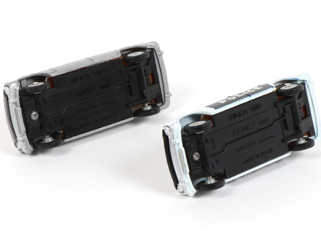 Lot 335 - DINKY TOYS (FRANCE) (2)