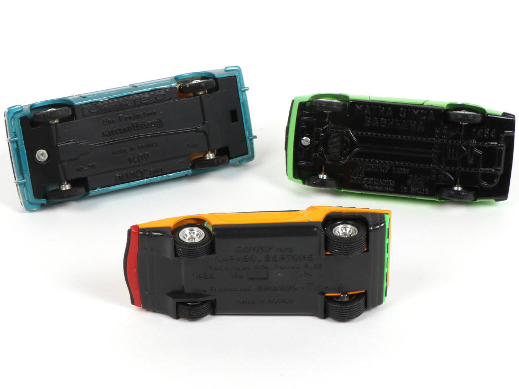 Lot 355 - DINKY TOYS (FRANCE) (3)