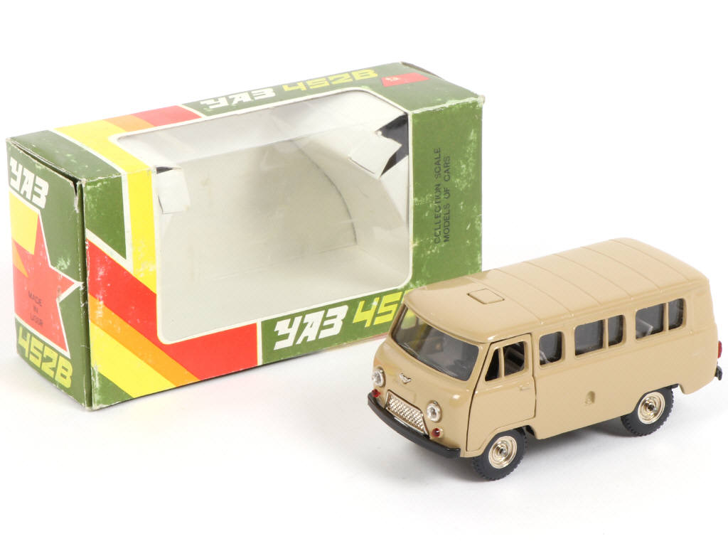 Lot 73 - NOVOEXPORT (URSS) (1)