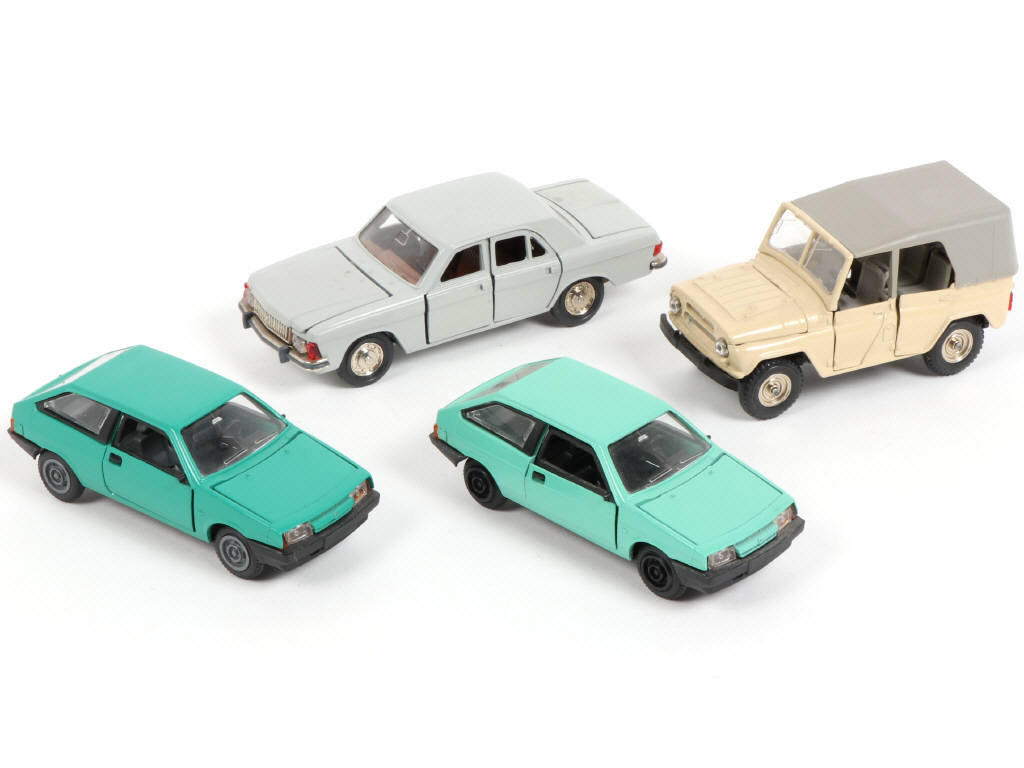 Lot 81 - NOVOEXPORT (URSS) (4)