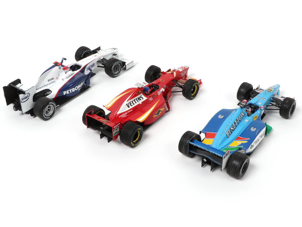 Lot 104 - MINICHAMPS (ALLEMAGNE) (3)