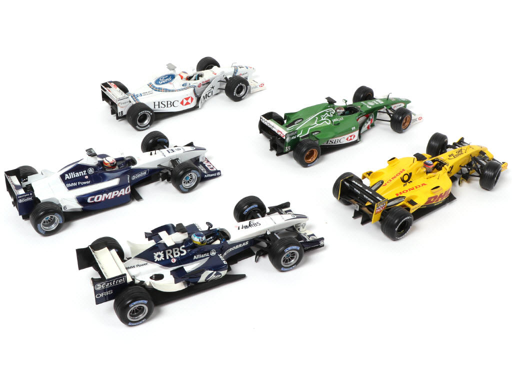 Lot 136 - MATTEL (5)