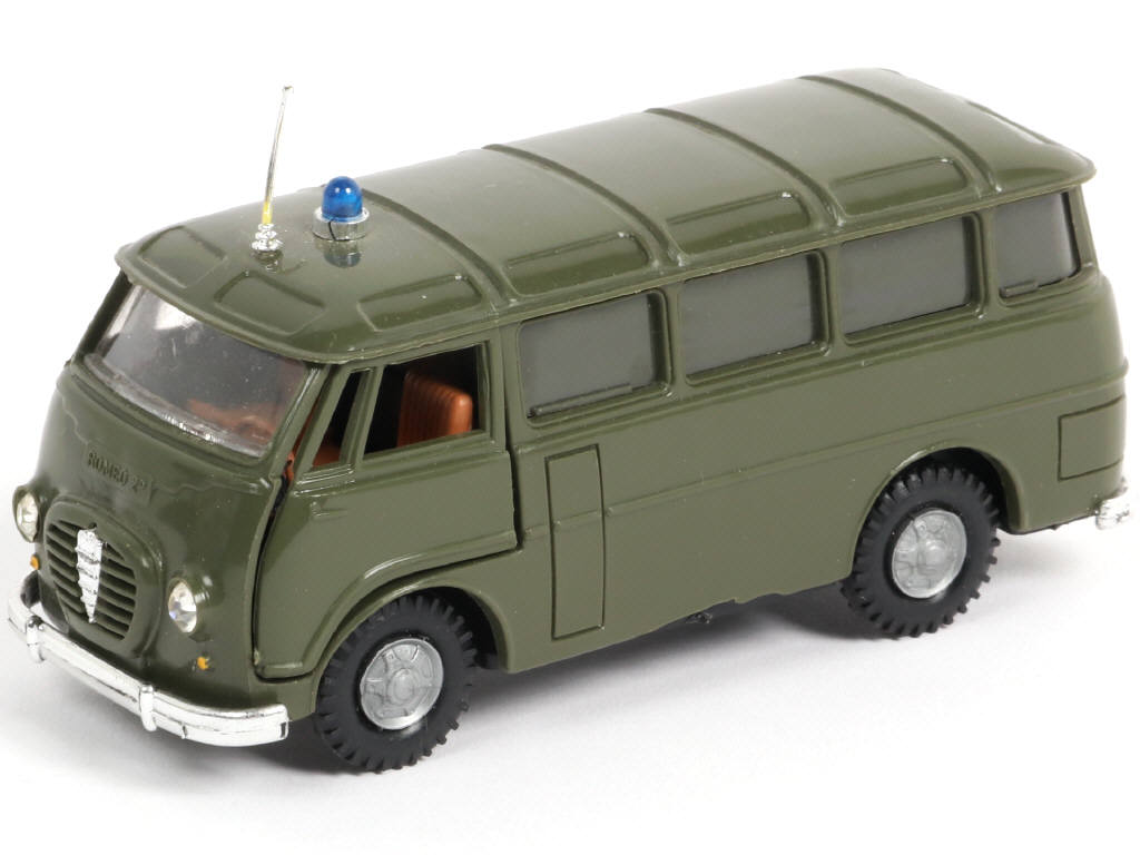 Lot 140 - POLITOYS (ITALIE) (1)