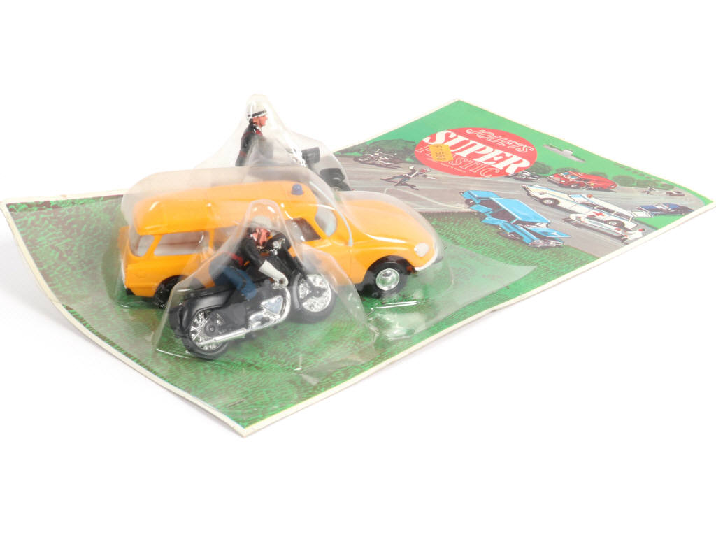 Lot 196 - INJECTAPLASTIC (FRANCE) (1)