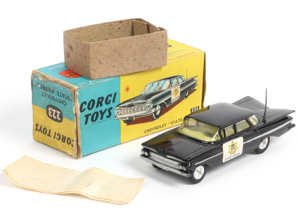 Lot 148 - CORGI TOYS (GB) (1)