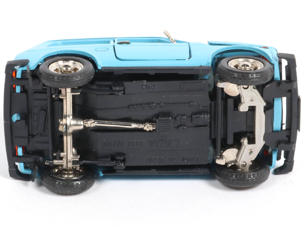 Lot 115 - NOVOEXPORT (URSS) (1)