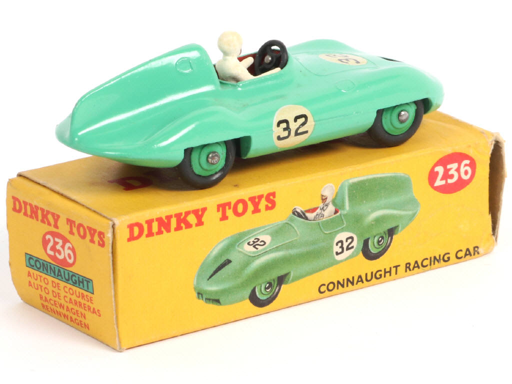 Lot 266 - DINKY TOYS (GB) (1)