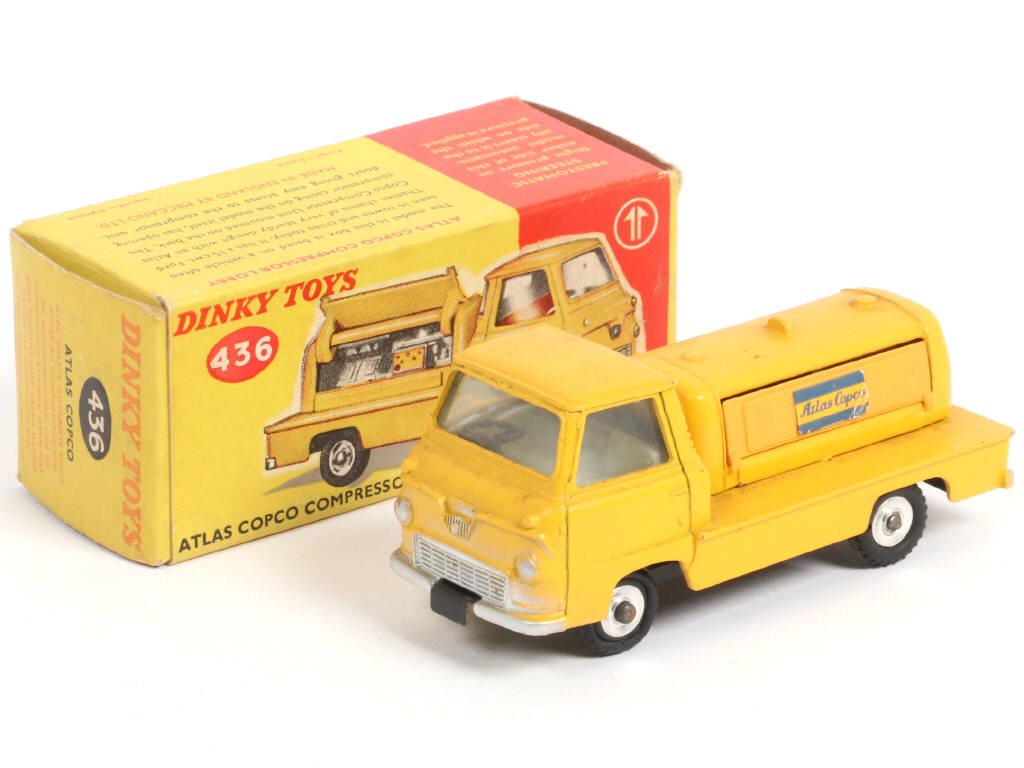 Lot 296 - DINKY TOYS (GB) (1)