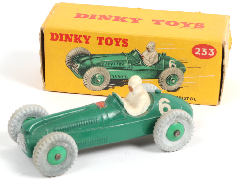 Lot 263 - DINKY TOYS (GB) (1)