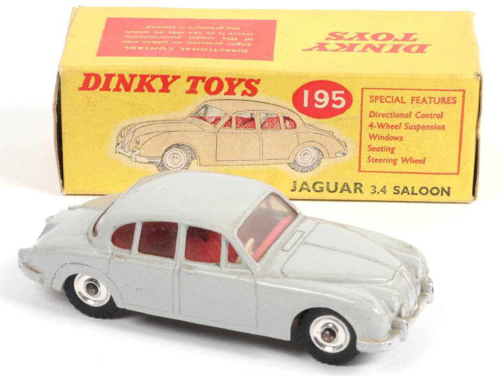 Lot 286 - DINKY TOYS (GB) (1)