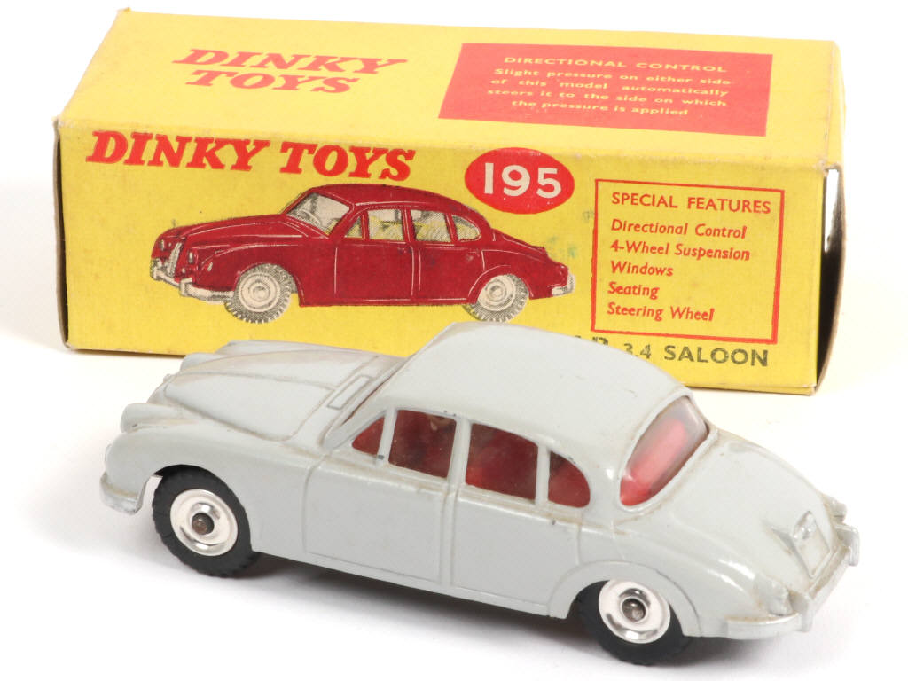 Lot 286 - DINKY TOYS (GB) (1)