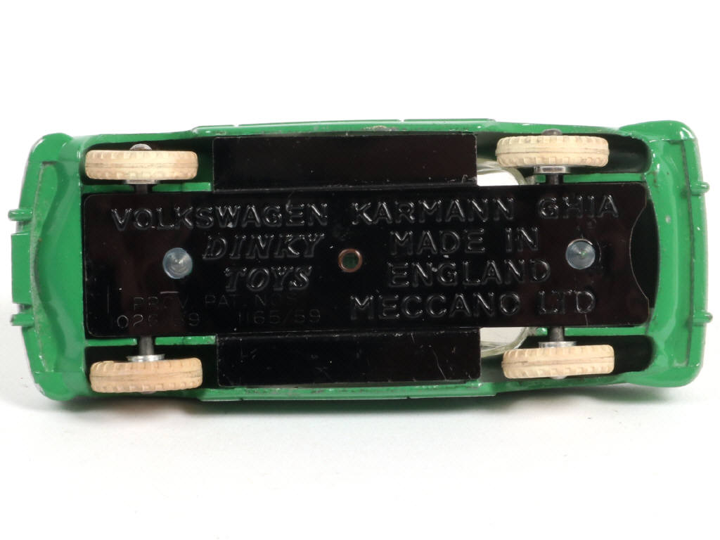 Lot 250 - DINKY TOYS (GB) (1)