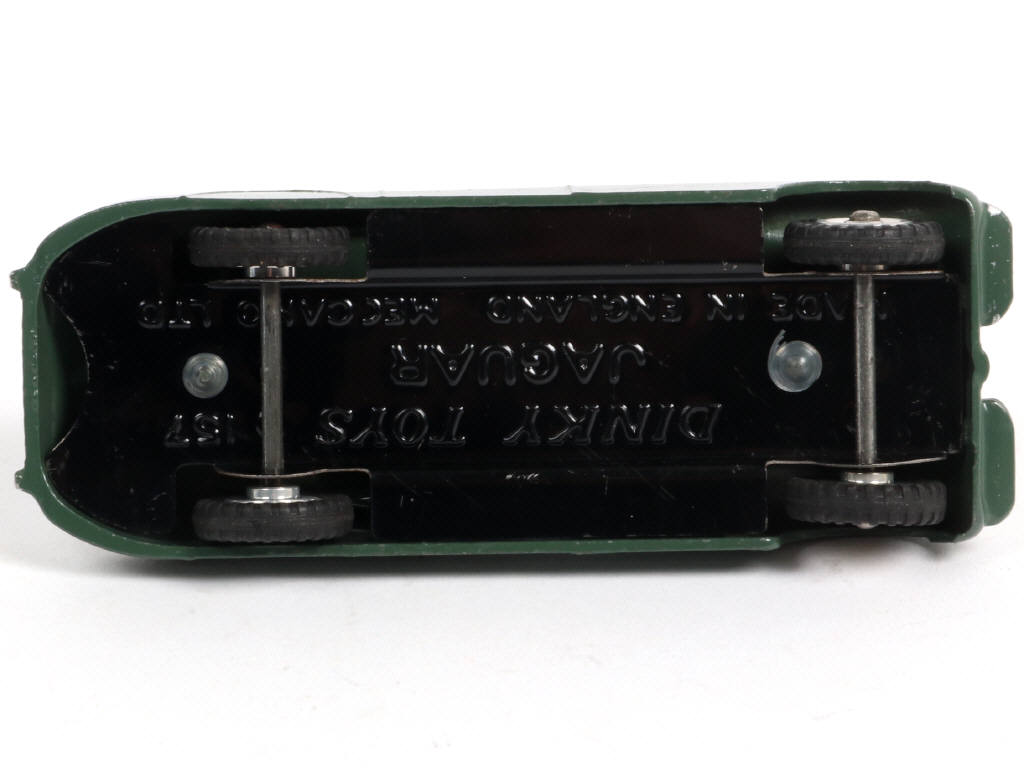 Lot 246 - DINKY TOYS (GB) (1)