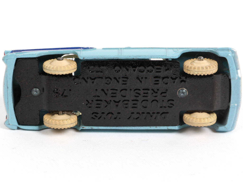 Lot 253 - DINKY TOYS (GB) (1)