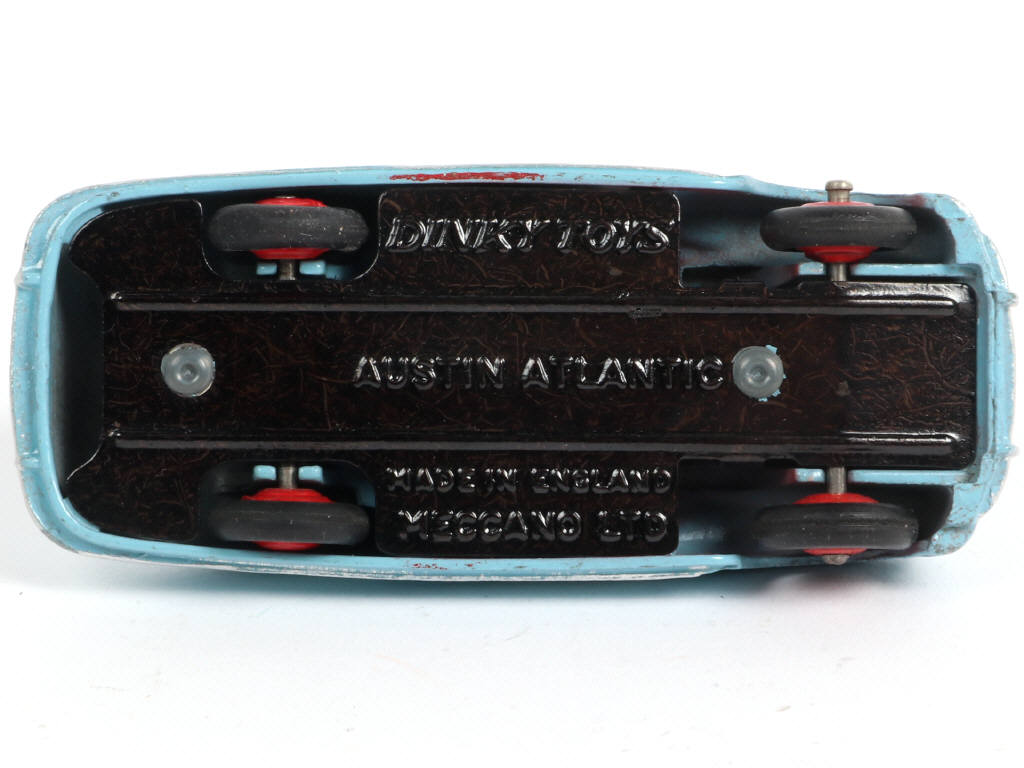 Lot 247 - DINKY TOYS (GB) (1)