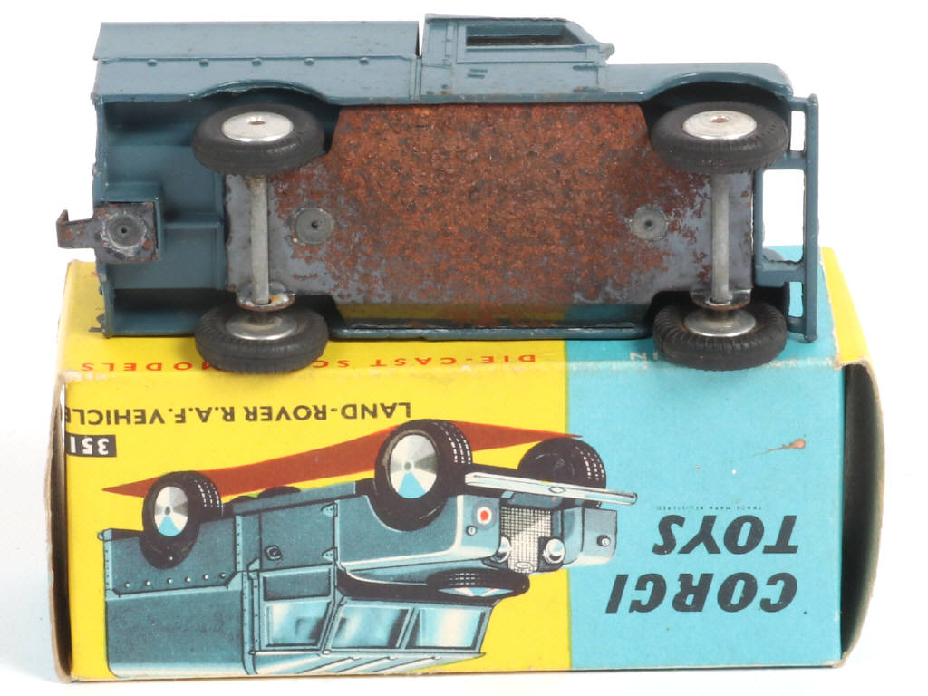 Lot 144 - CORGI TOYS (GB) (1)