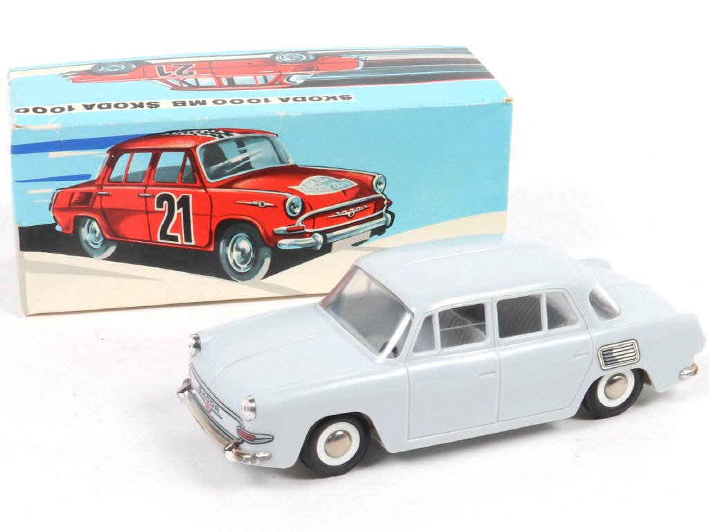 Lot 30 - KDN (TCHECOSLOVAQUIE) (1)