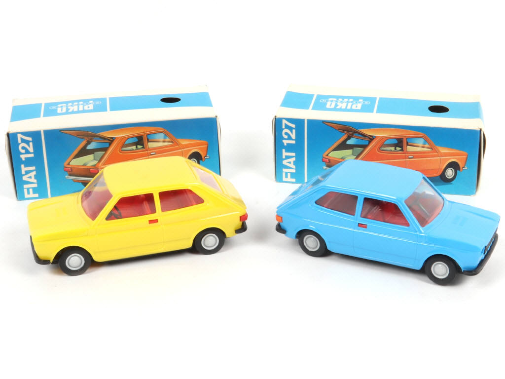 Lot 40 - PIKO (RDA) (2)