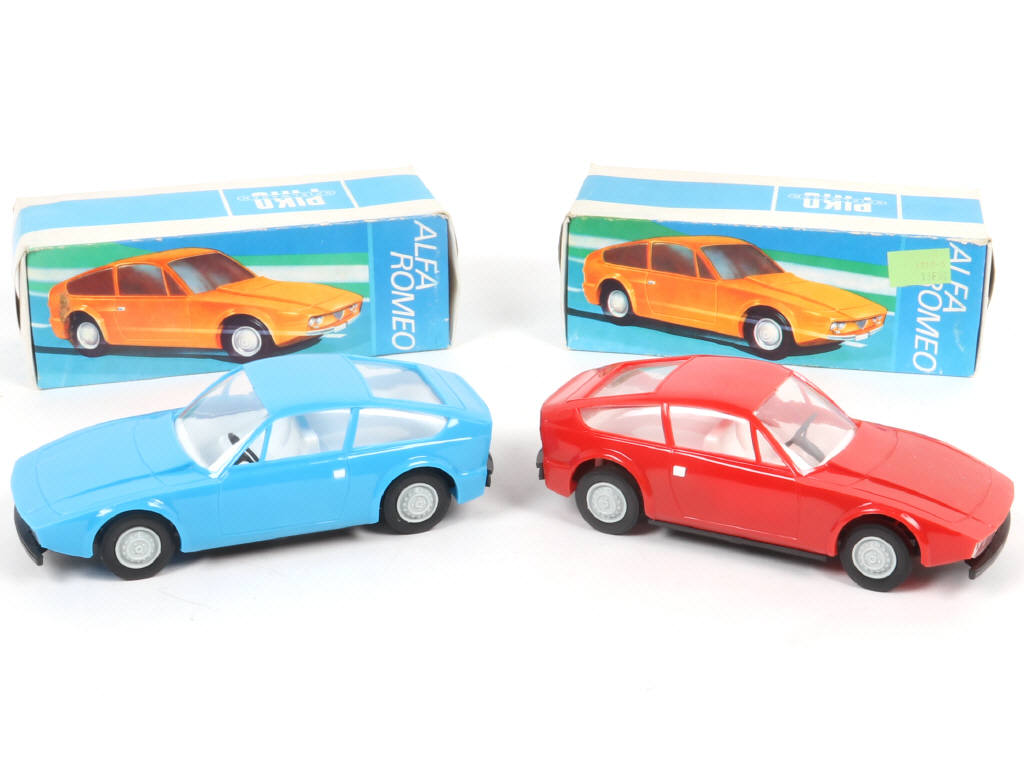 Lot 45 - PIKO (RDA) (2)