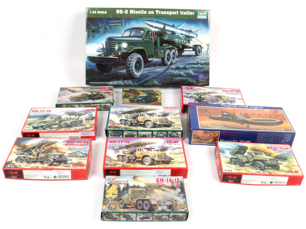 Lot 47 - DIVERS (11)