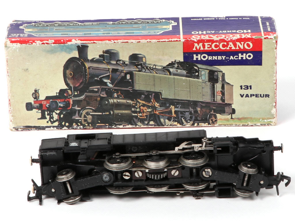 Lot 110 - HORNBY 'HO' (1)