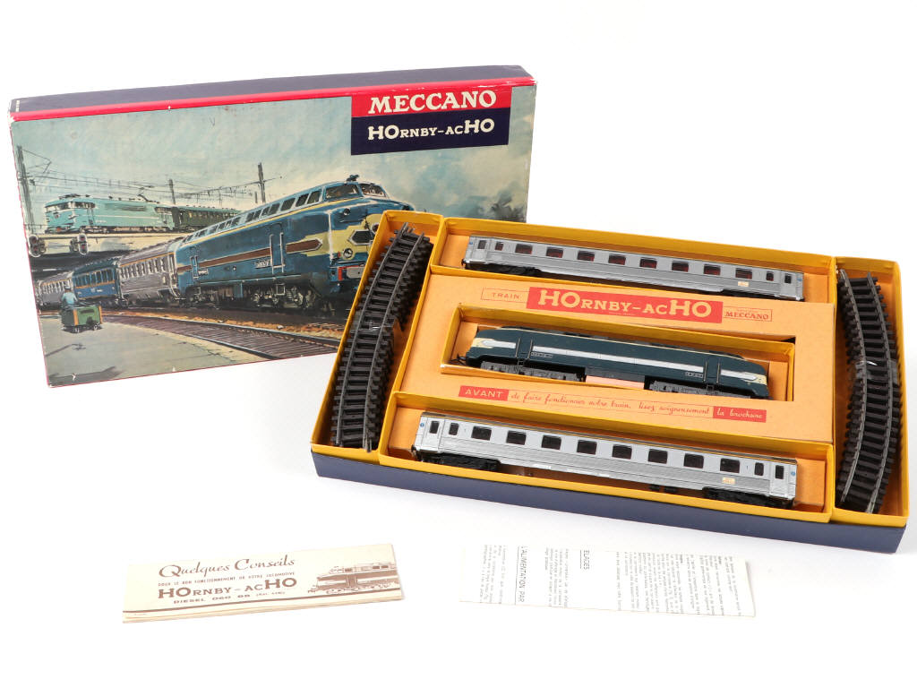 Lot 113 - HORNBY 'HO' (1)