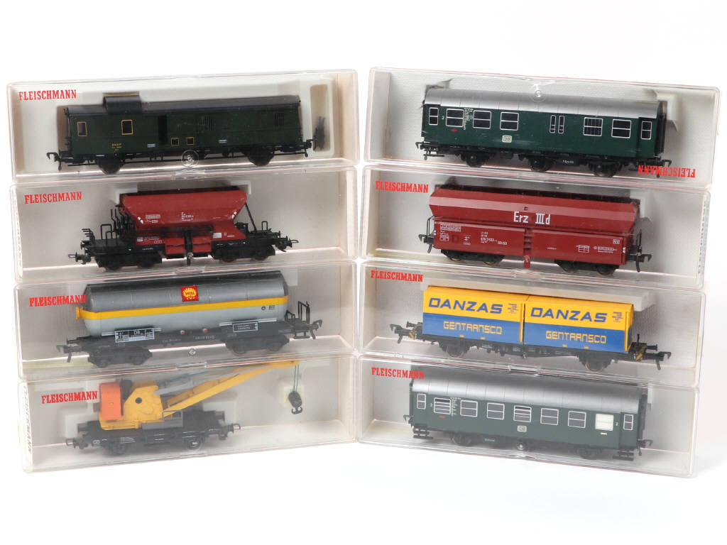 Lot 76 - FLEISCHMANN 'HO' (ALLEMAGNE) (8)